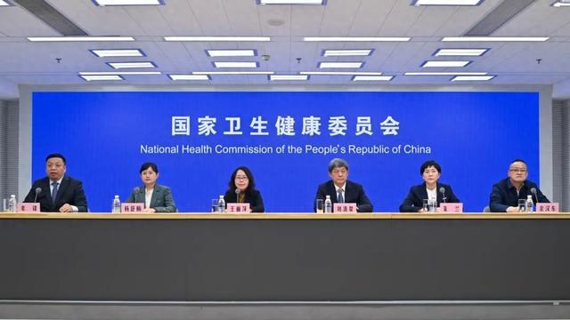 专家解读：近期以哪类呼吸道感染性疾病为主？为何儿童易发多发，又该如何加强预防呢？-1.jpg